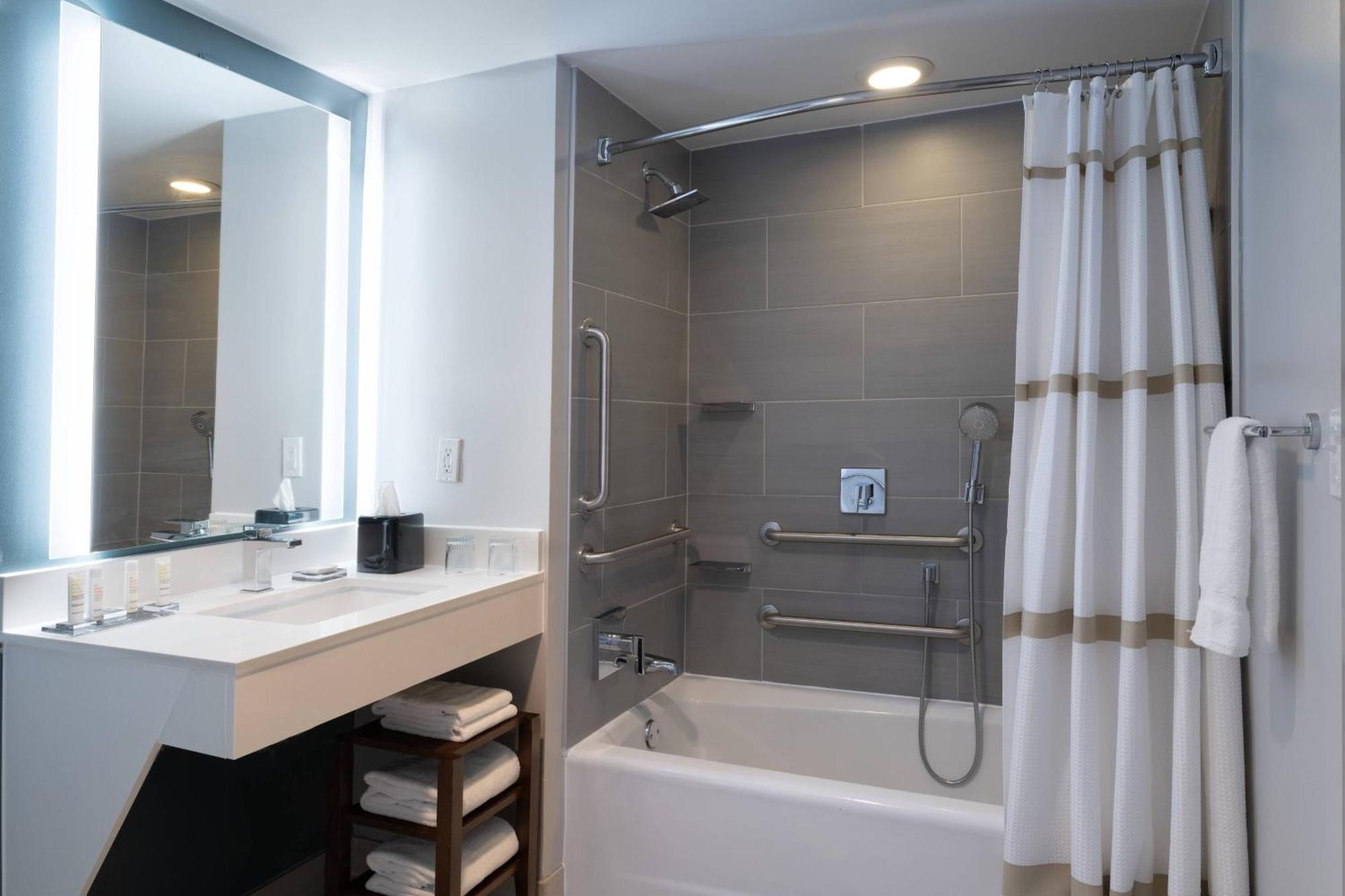 Marriott Greensboro Downtown Eksteriør billede