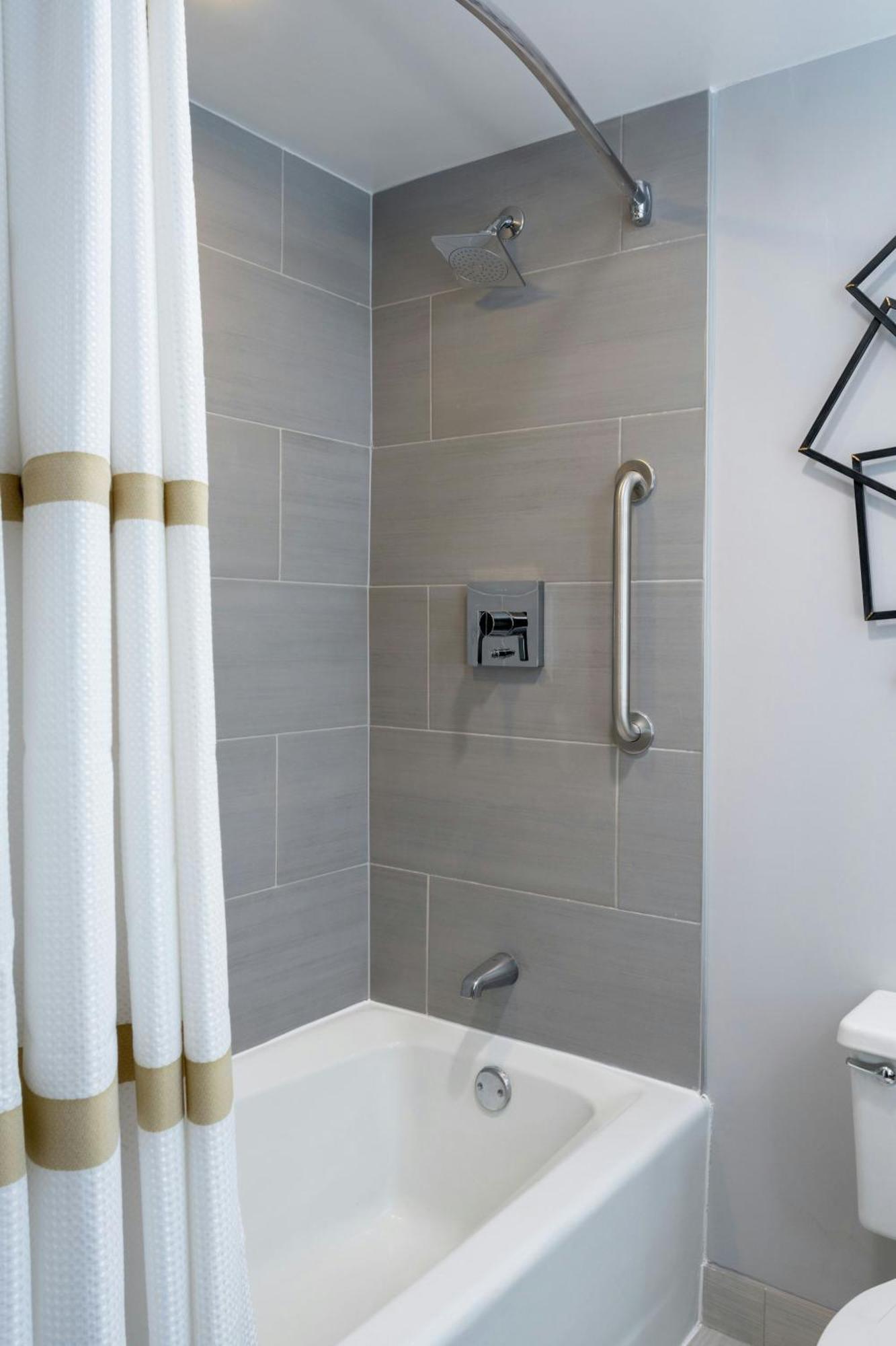 Marriott Greensboro Downtown Eksteriør billede