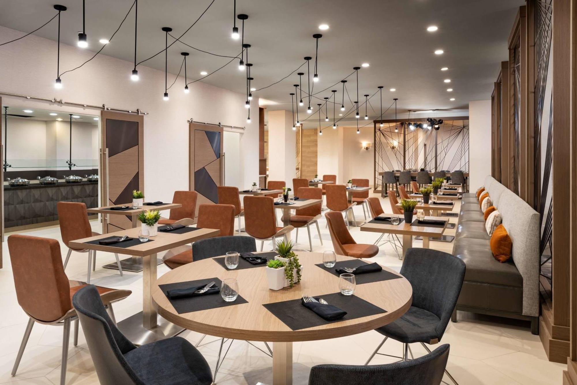 Marriott Greensboro Downtown Eksteriør billede