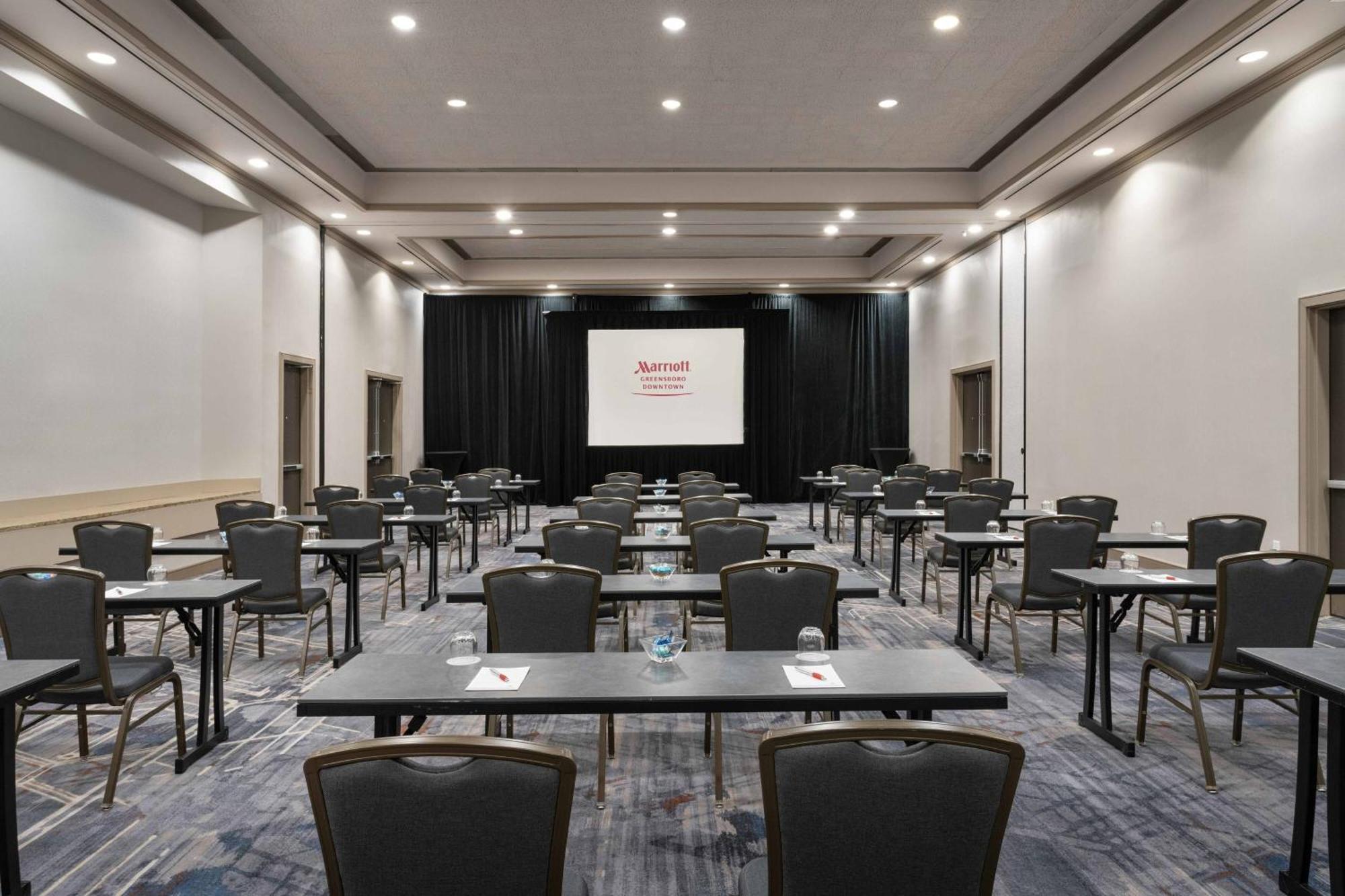 Marriott Greensboro Downtown Eksteriør billede