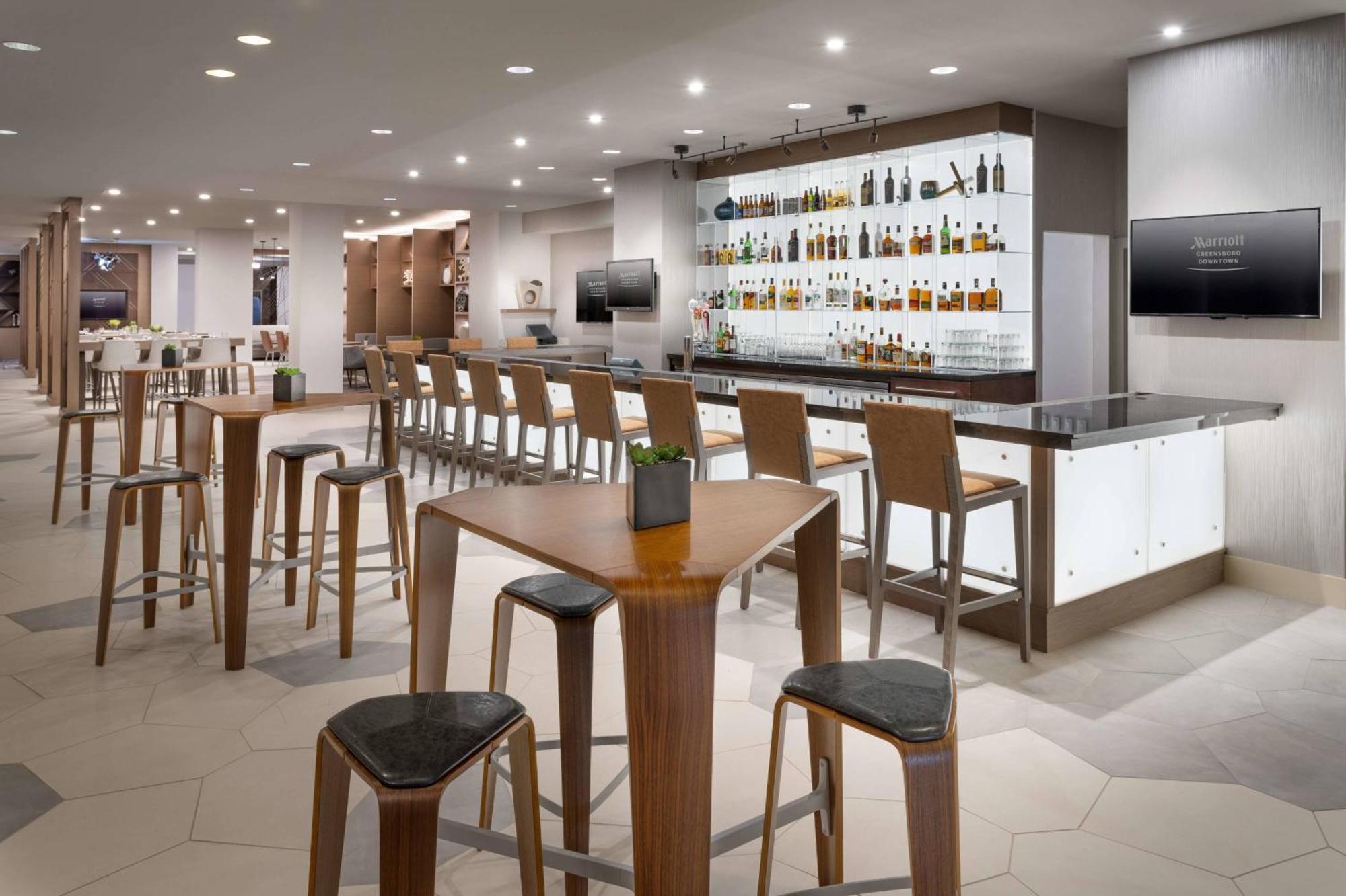 Marriott Greensboro Downtown Eksteriør billede